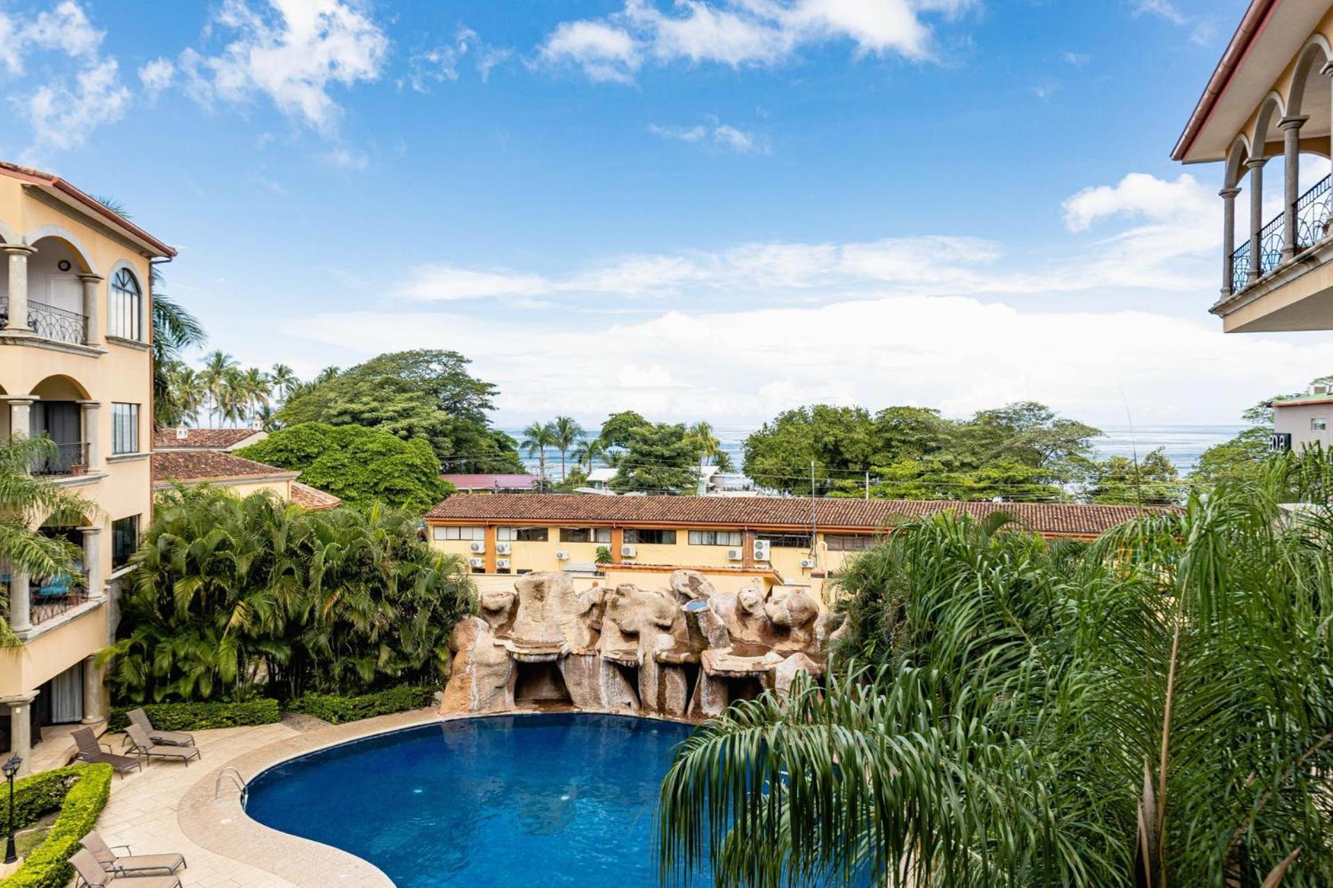 Sunrise 6- Ocean View 2 Bedroom Condo, Steps To The Beach Tamarindo Extérieur photo